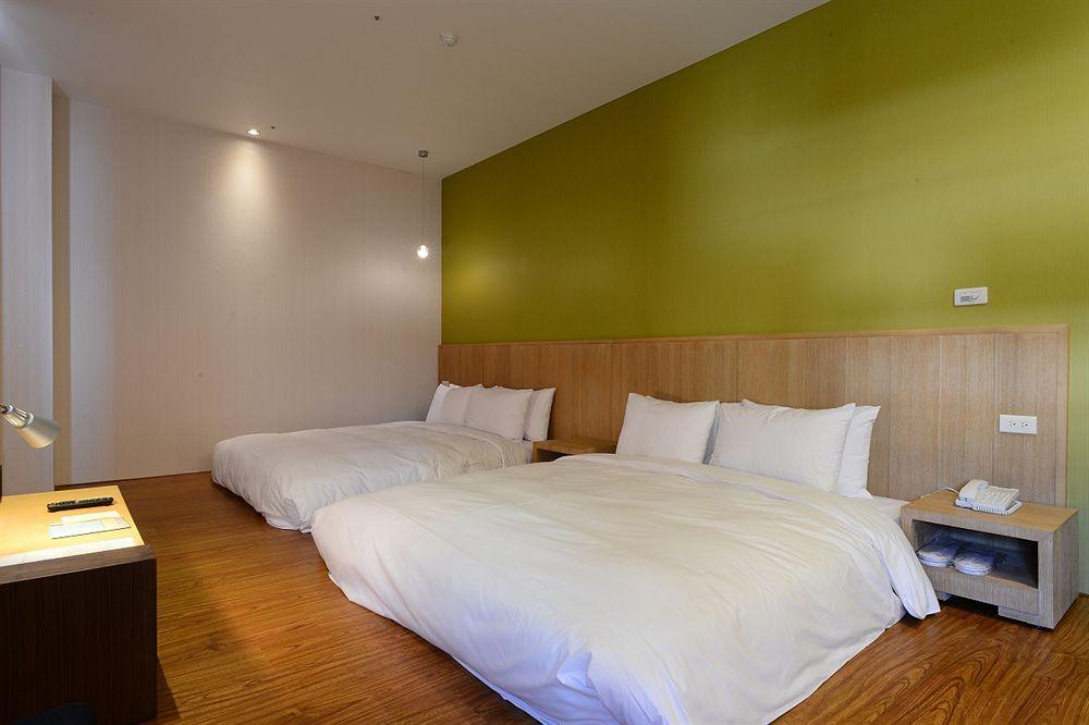 In Young Hotel Cao Hùng Ngoại thất bức ảnh