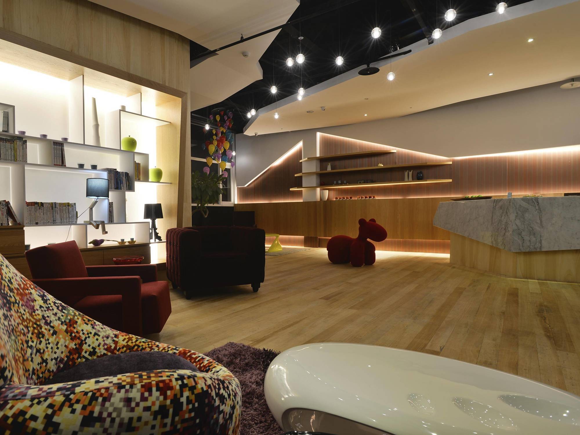 In Young Hotel Cao Hùng Ngoại thất bức ảnh