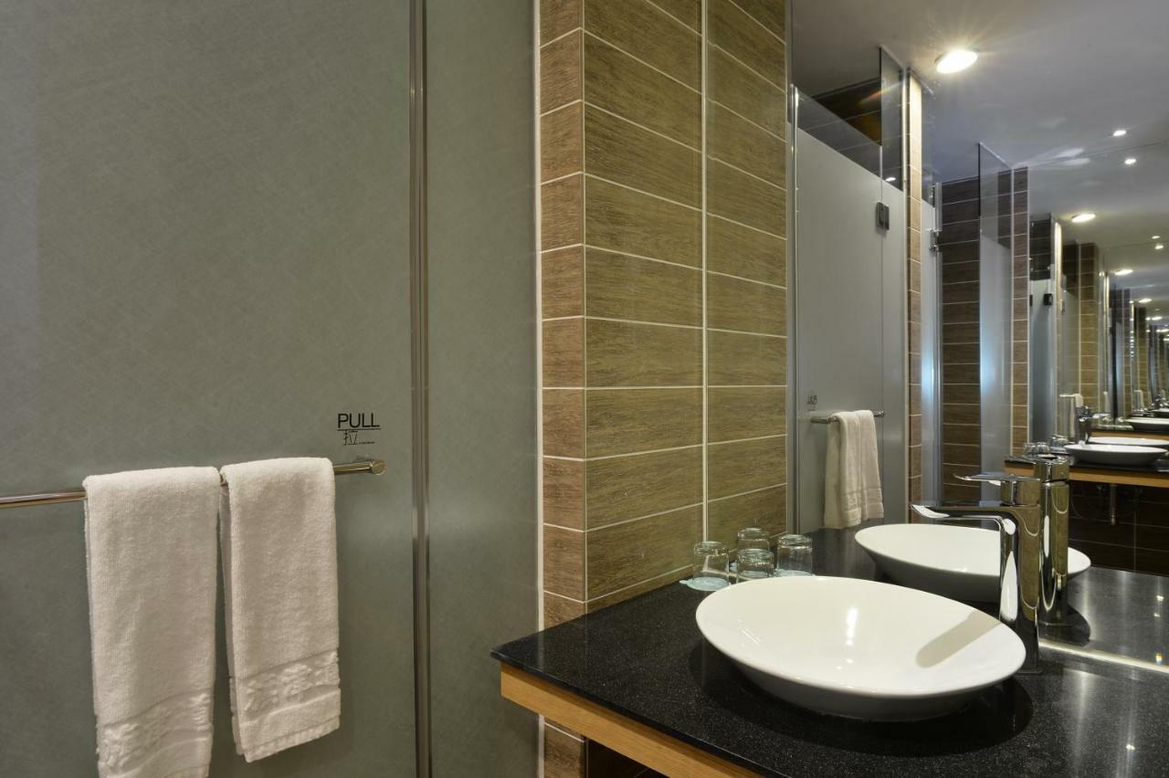 In Young Hotel Cao Hùng Ngoại thất bức ảnh